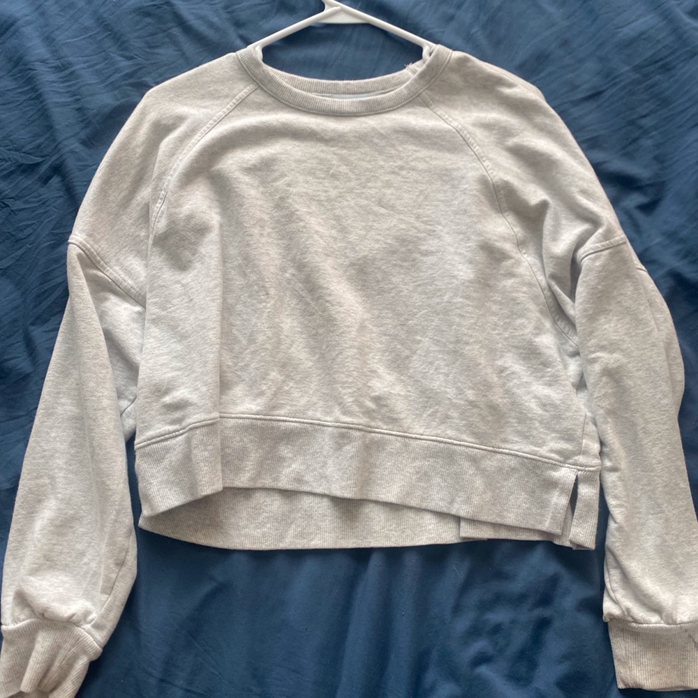Women's Gray Sweatshirt